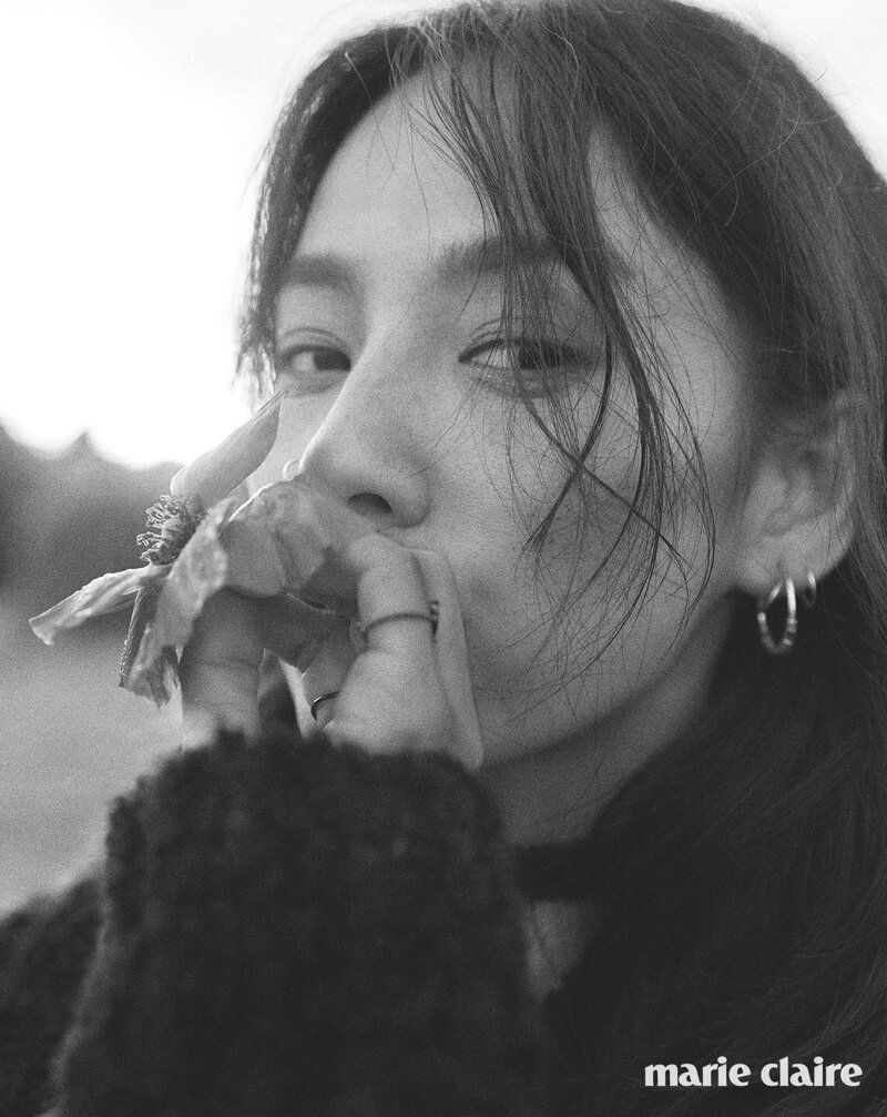 Lee Hyori for Marie Claire Magazine November 2016 issue documents 13
