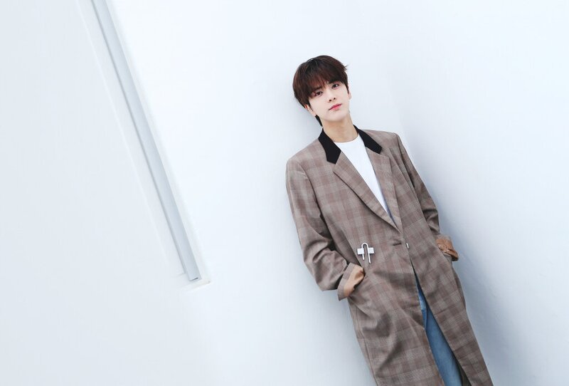 240319 The Boyz Younghoon - Star News Interview Photo documents 3