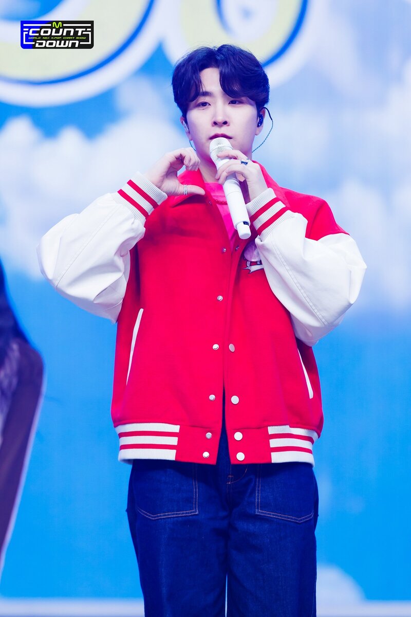 231109  GOT7 Youngjae - "Do It" at M Countdown documents 13