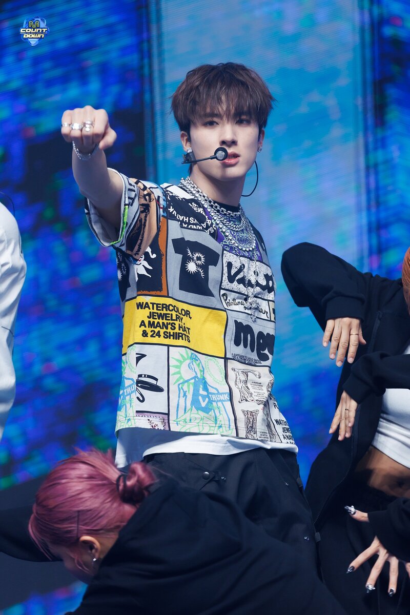 240111 THE BOYZ (Special Unit) Eric - 'Honey' at M Countdown documents 10