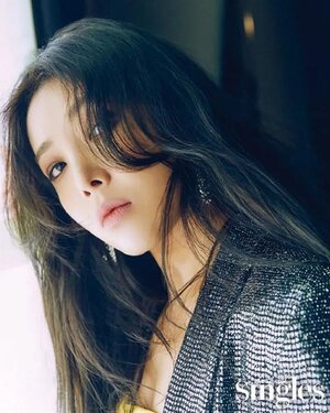 Wonder Girls Yubin for Singles Magazine June 2020 issue