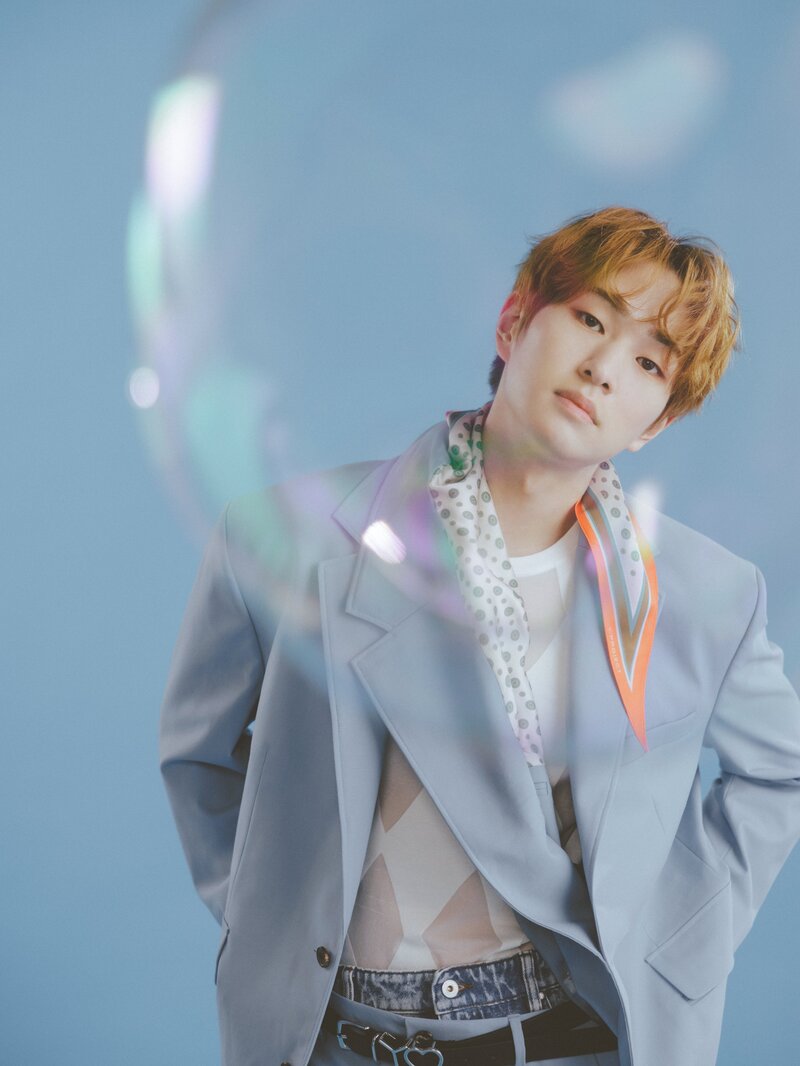 Onew "Life Goes On" Concept Teaser Images documents 1