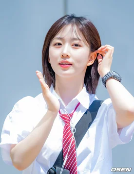 240502 NMIXX Haewon - Knowing Brothers Commute