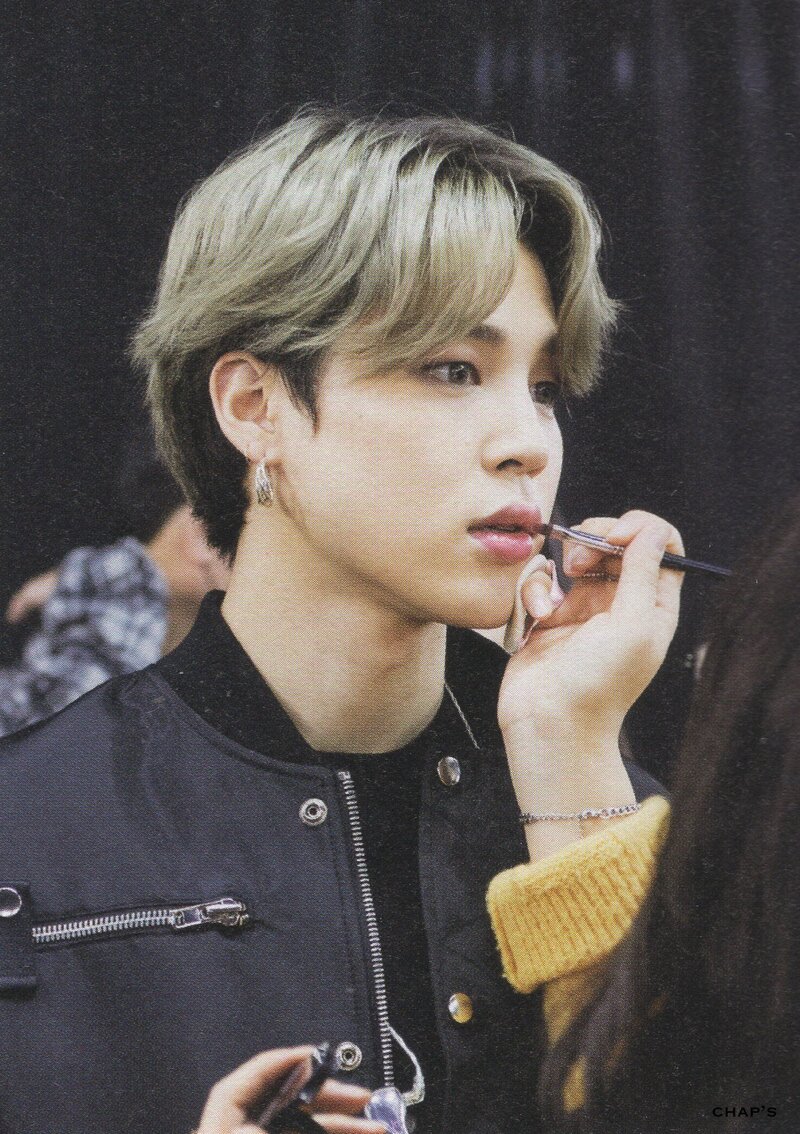 BTS Jimin - BEYOND THE STAGE Documentary Photobook 'THE DAY WE MEET' (Scans) documents 25