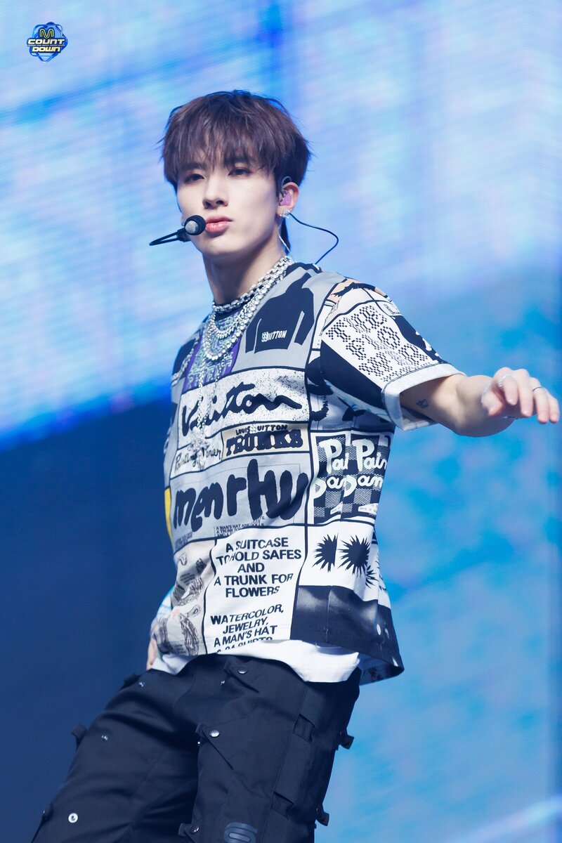 240111 THE BOYZ (Special Unit) Eric - 'Honey' at M Countdown documents 1