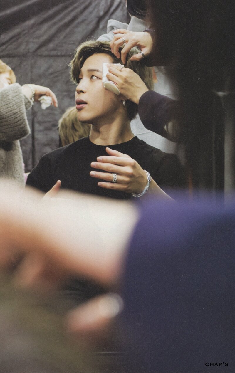 BTS Jimin - BEYOND THE STAGE Documentary Photobook 'THE DAY WE MEET' (Scans) documents 23