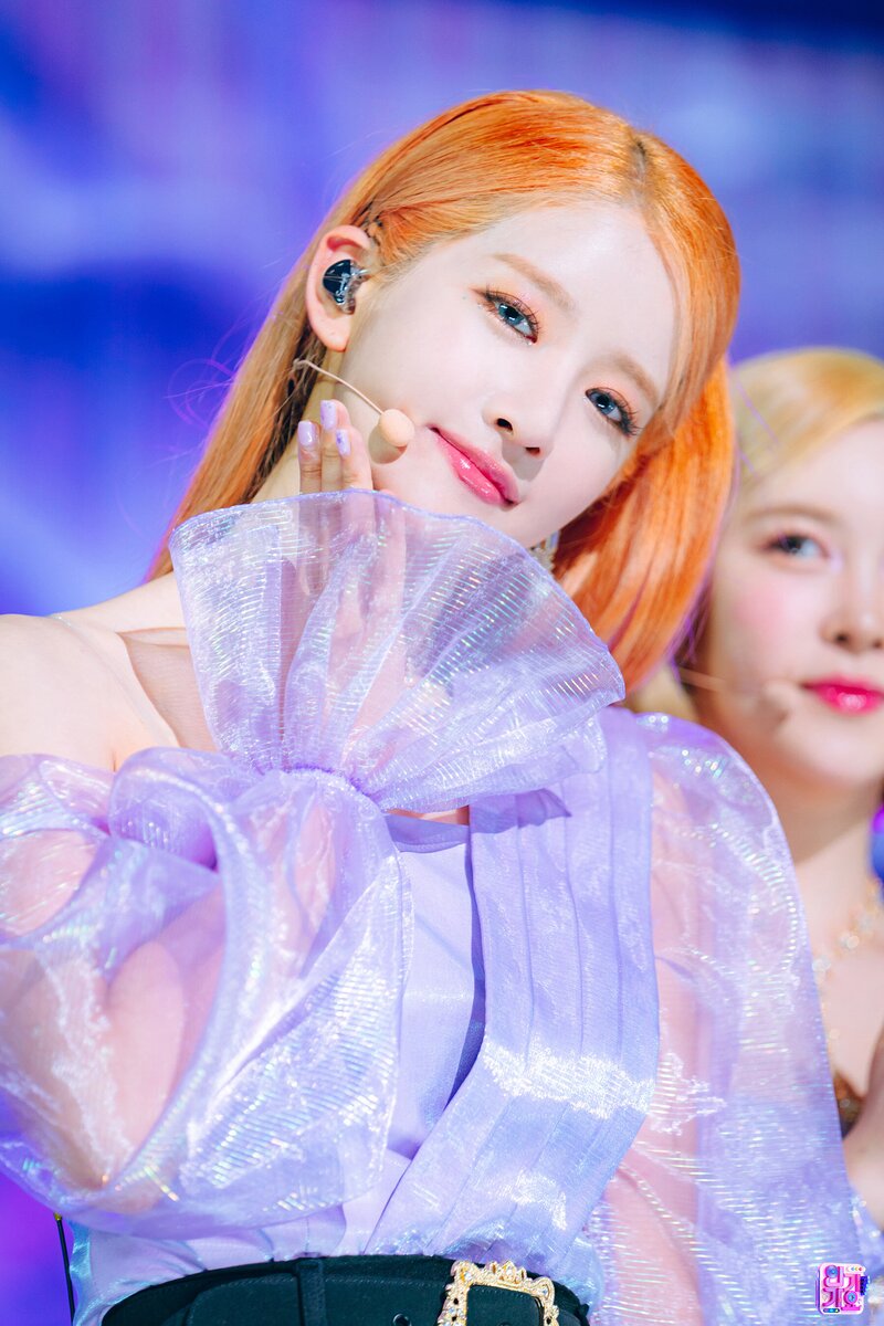 220710 WJSN EXY - ‘Last Sequence’ at Inkigayo documents 2