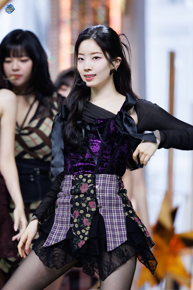 240229 TWICE Dahyun - 'I GOT YOU' and 'ONE SPARK' at M Countdown documents 7