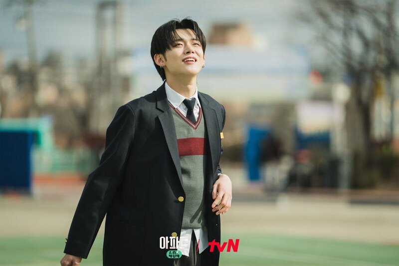240414 YEONJUN for Apartment 404 documents 3
