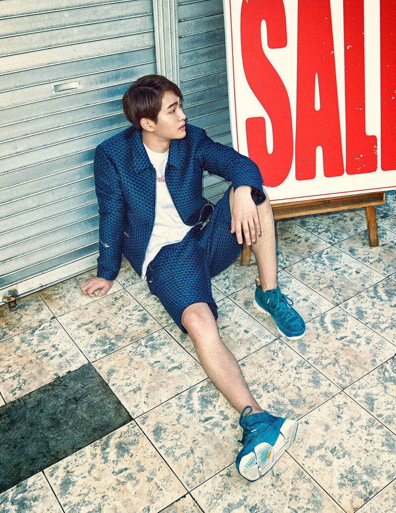 Onew for Cosmopolitan May 2016 Issue documents 3