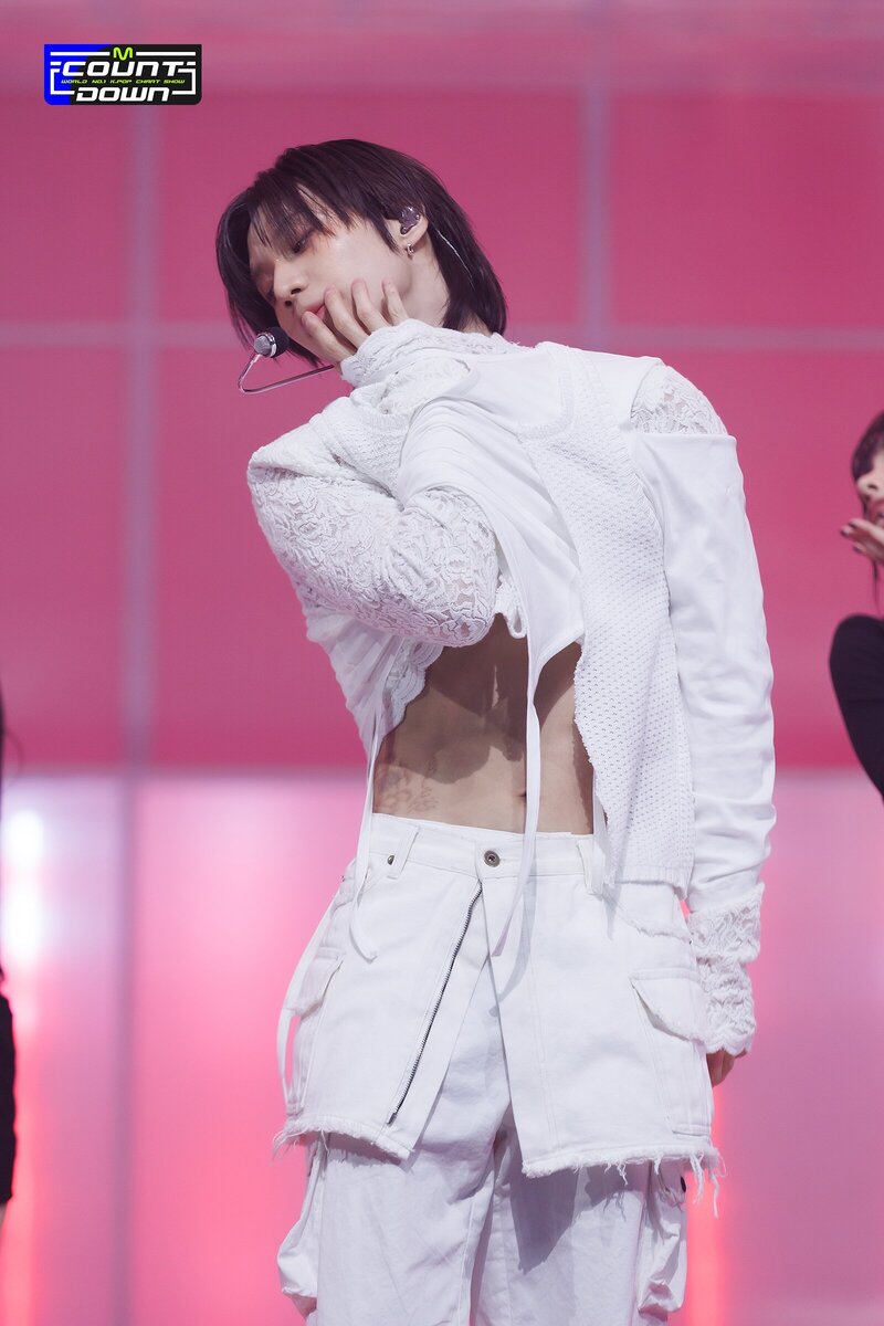 231109 Shinee Taemin - "Guilty" at M Countdown documents 19