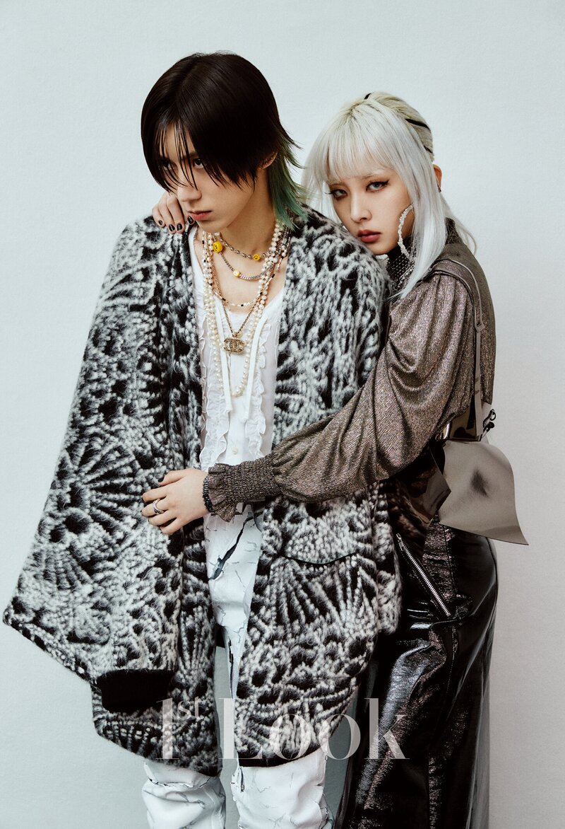 Hyunsung and Jiwoo for 1st Look Vol. 232 documents 3