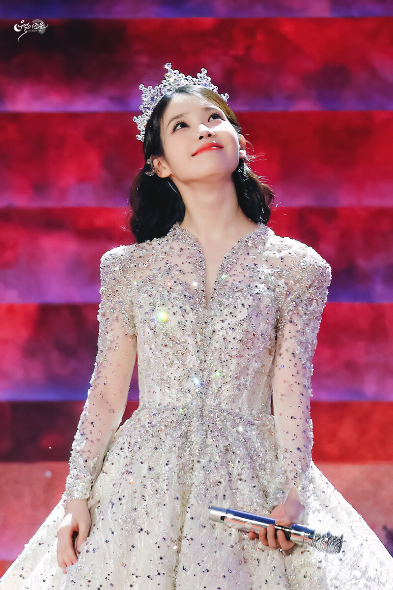 240922 IU - HEREH World Tour Concert Encore: The Winning in Seoul Day 2 documents 6