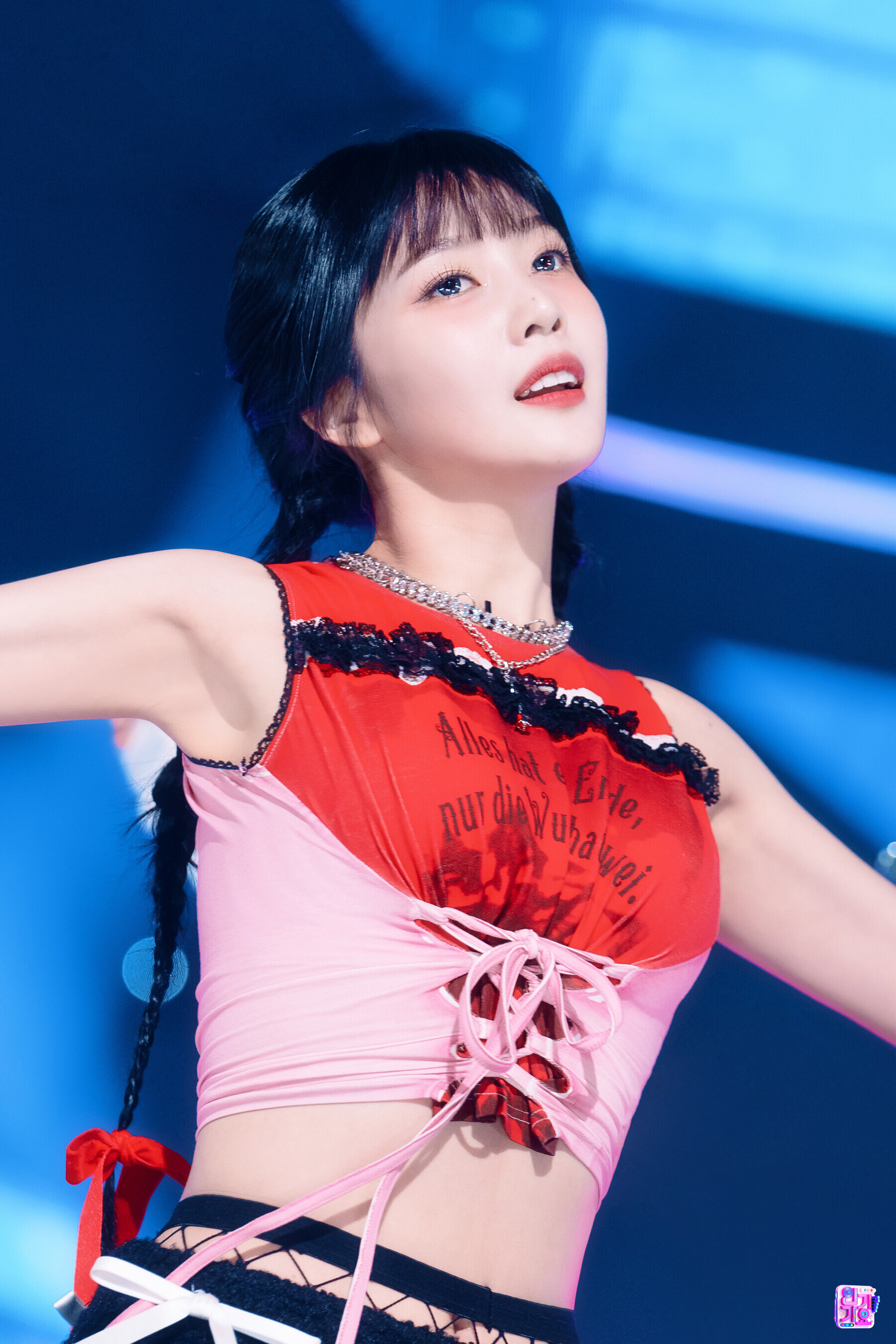 221211 Red Velvet Joy - 'Birthday' at Inkigayo | kpopping