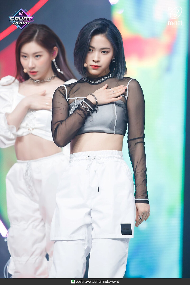 200326 ITZY - 'WANNABE' at M COUNTDOWN documents 19