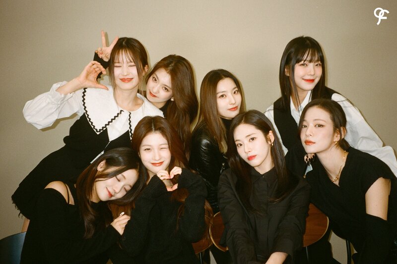 230124 fromis_9 Weverse - 5th Anniversary HAPPY fromis_9 DAY documents 2