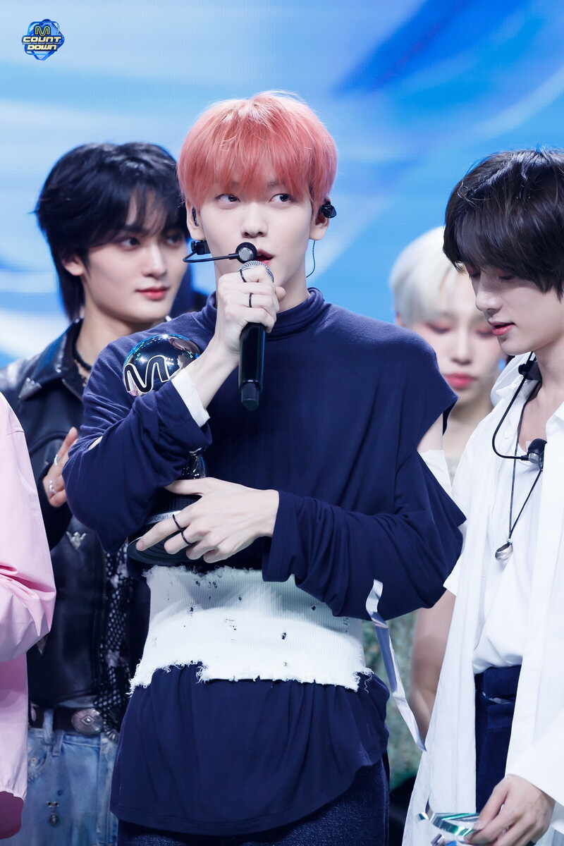 240411 TXT Soobin - 'Deja Vu' at M Countdown documents 7