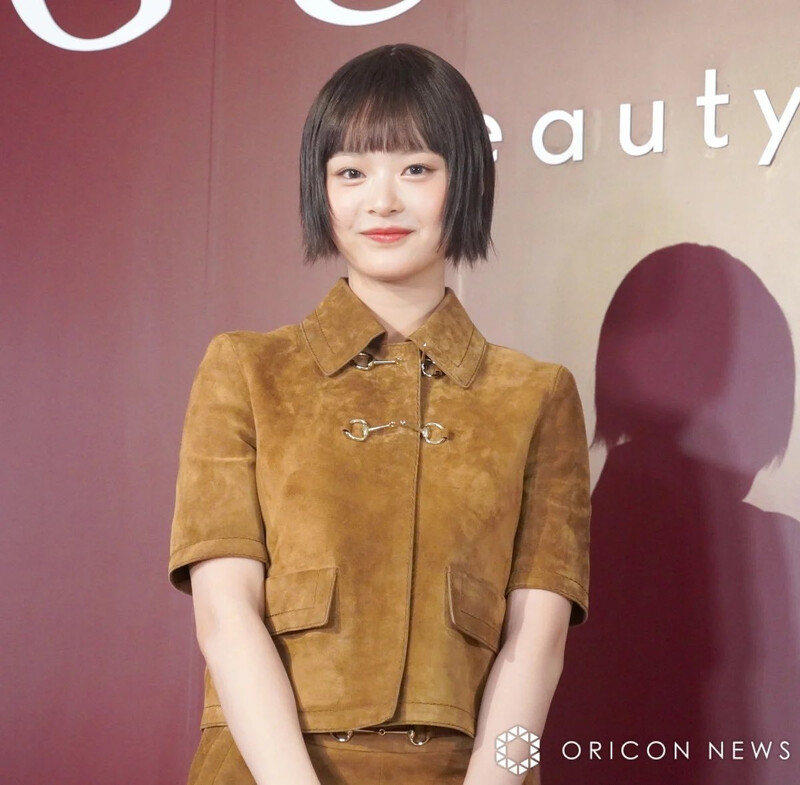 241120 HANNI at the Gucci Beauty Event in Japan documents 1