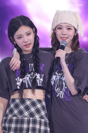 230806 aespa Winter & Ningning - 1st Concert 'SYNK : HYPER LINE' in Tokyo Day 2