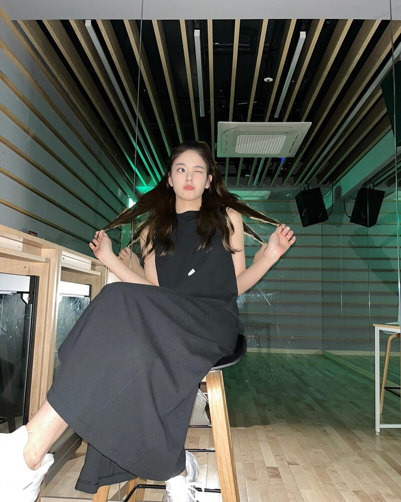 220708 ITZY Instagram Update documents 10