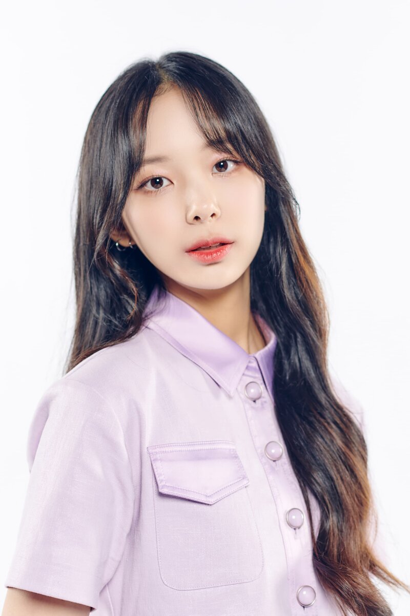 Girls Planet 999 - K Group Introduction Profile Photos - Lee Yeongyung documents 3