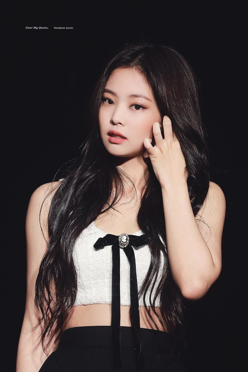 kimjennie116-1175808851007795201-EFFP520VAAAipyv.jpg