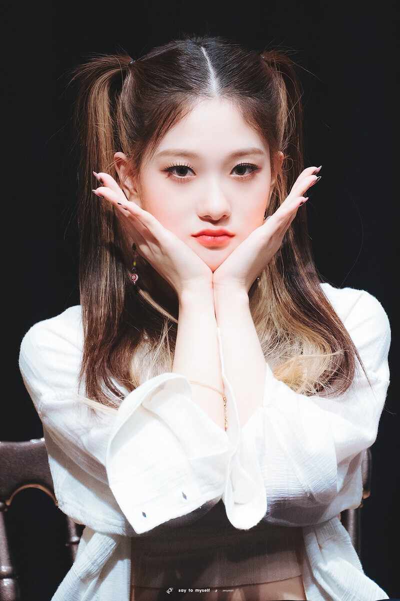 210529 fromis_9 Seoyeon documents 2