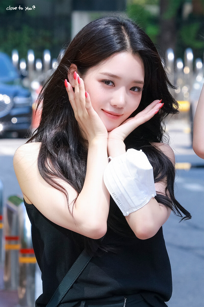 220613 fromis_9 Jisun documents 10