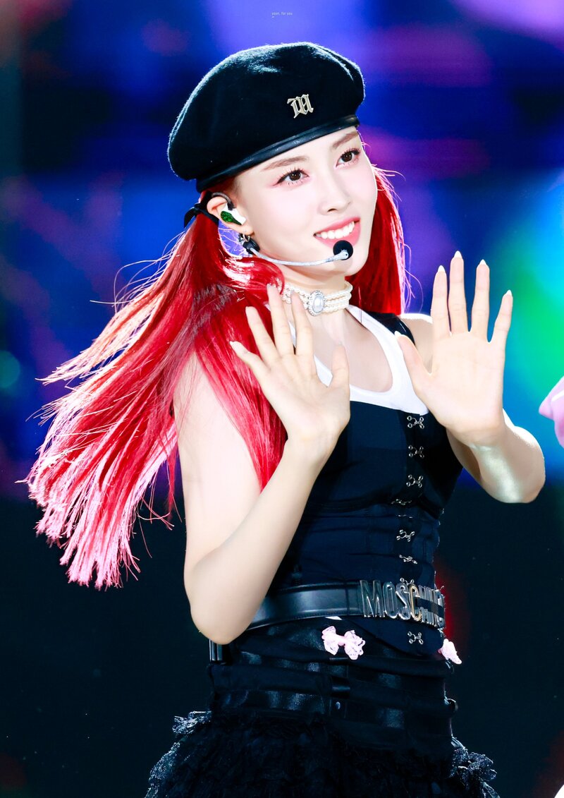 220618 STAYC Yoon - 28th Dream Concert documents 8