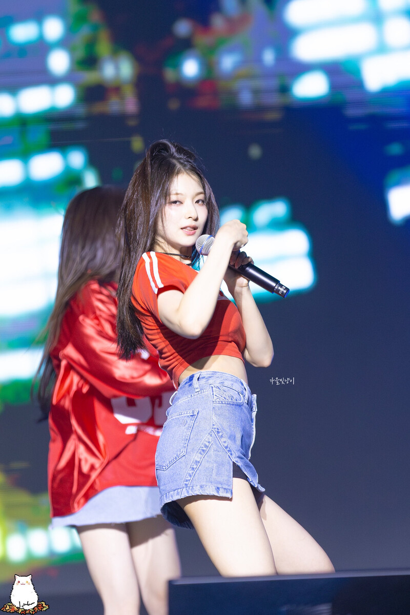 240518 fromis_9 Nagyung - Spring Breeze Campus Festival documents 1