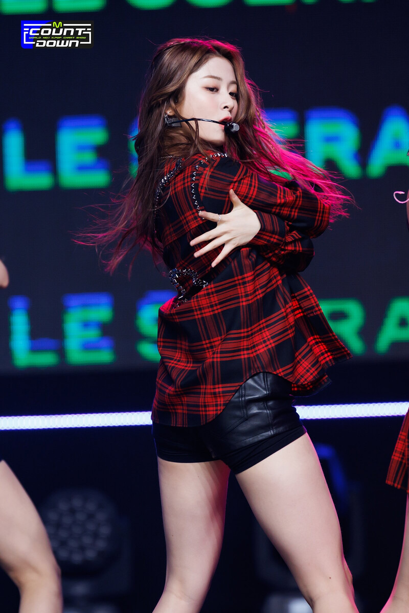 220526 LE SSERAFIM - 'FEARLESS' at M Countdown documents 10