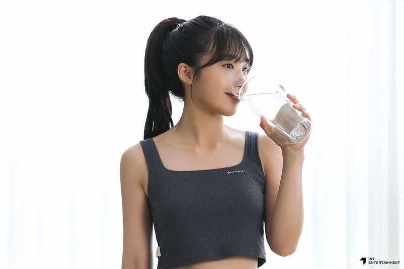 221125 IST Naver - Apink Eunji - 'NAREUN' Commerical Shoot documents 3