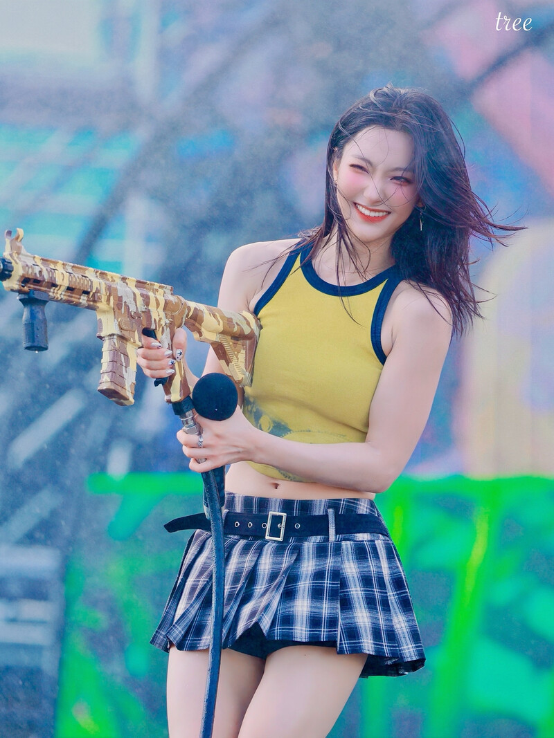 240727 fromis_9 Saerom - Waterbomb Festival in Busan documents 2