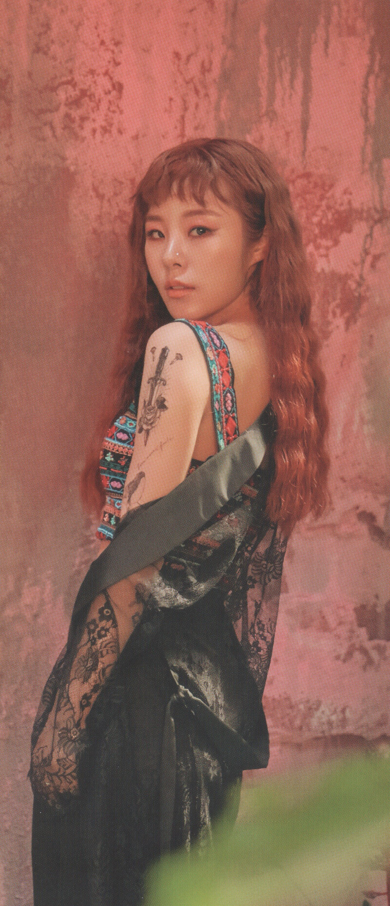 MAMAMOO 7th Mini Album 'Red Moon' [SCANS] documents 1