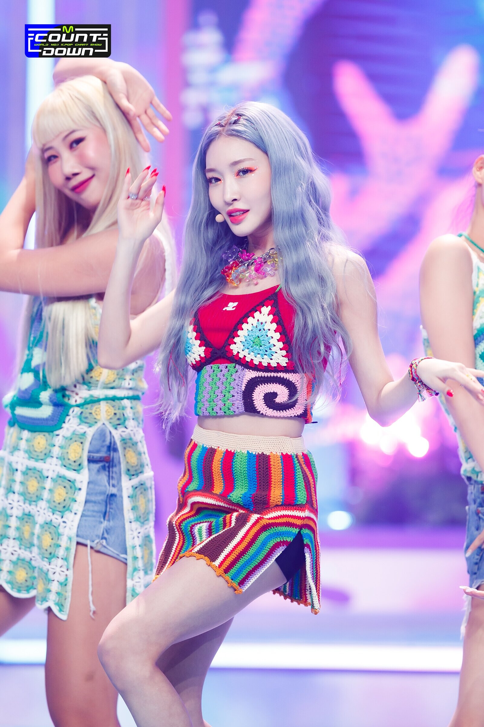 220714 Chungha - 'Sparkling' at M Countdown | kpopping