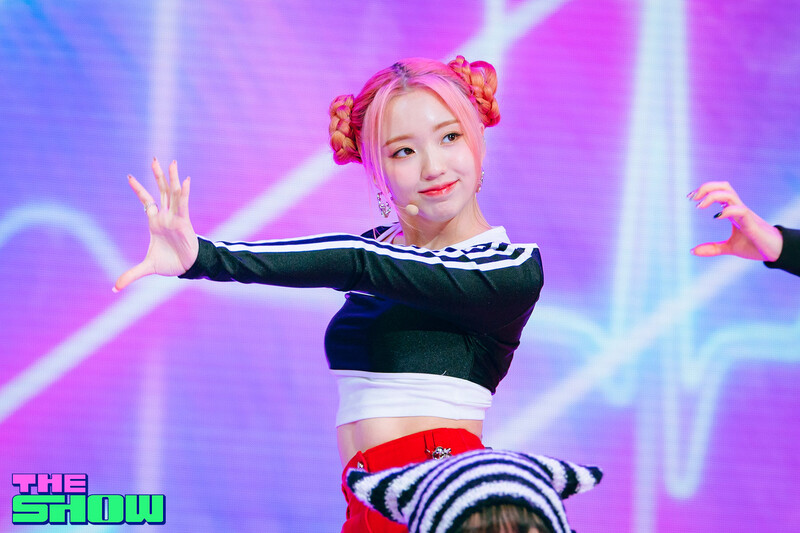 230418 Yeseo @ The Show documents 2