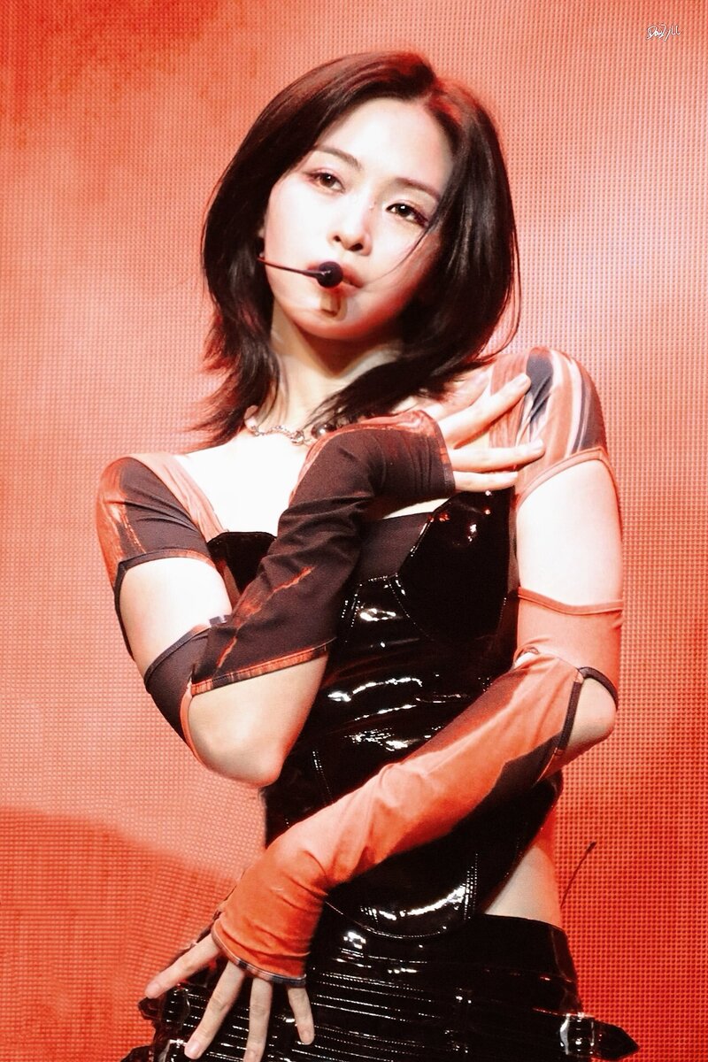 240321 ITZY Ryujin - 2nd World Tour 'Born To Be' in Auckland documents 1