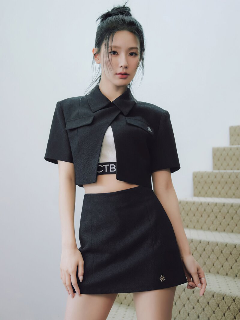 (G)I-DLE Miyeon for CTBRZ 2023 SS Collection documents 20