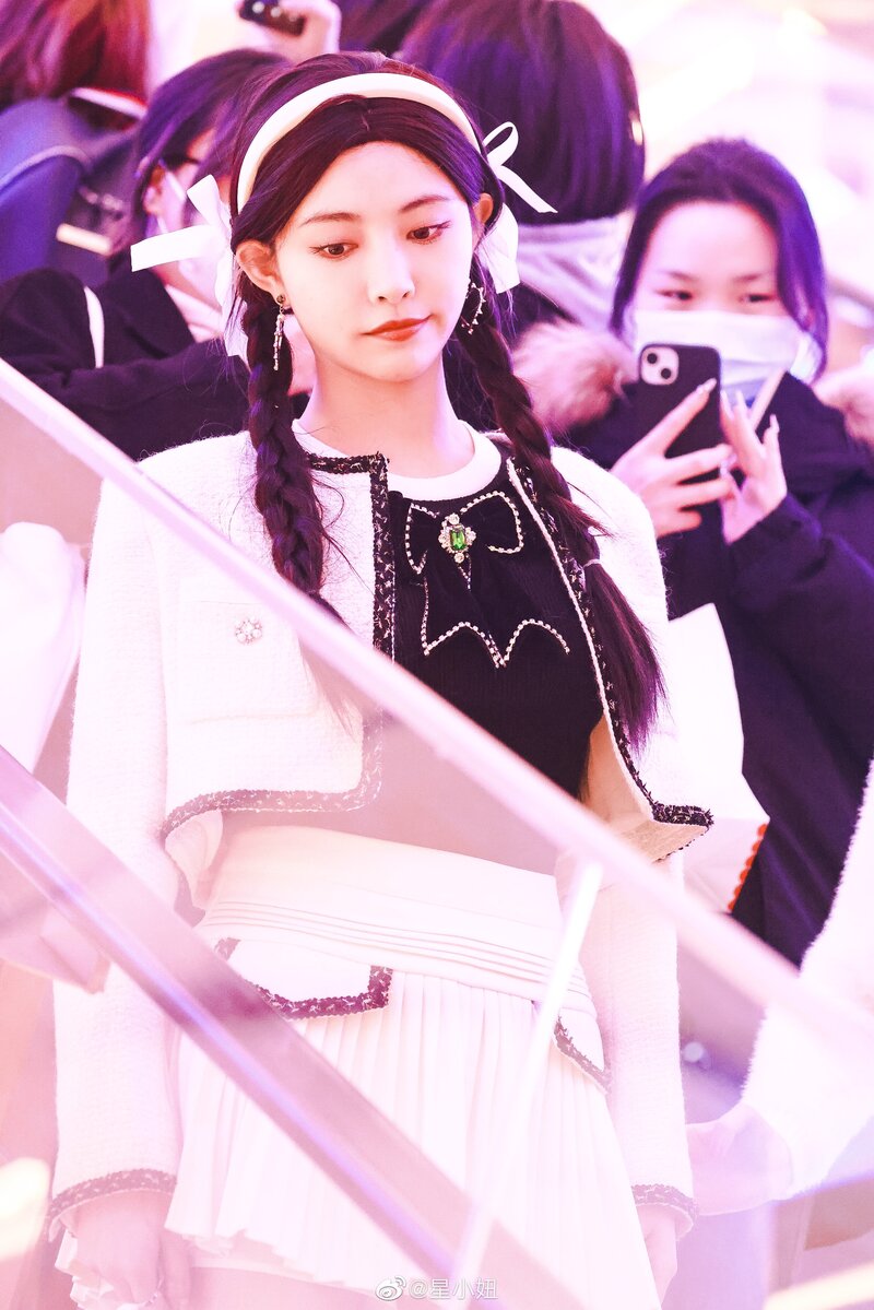 230211 7SENSES Xu Jiaqi at Crazy For You handshake event documents 3
