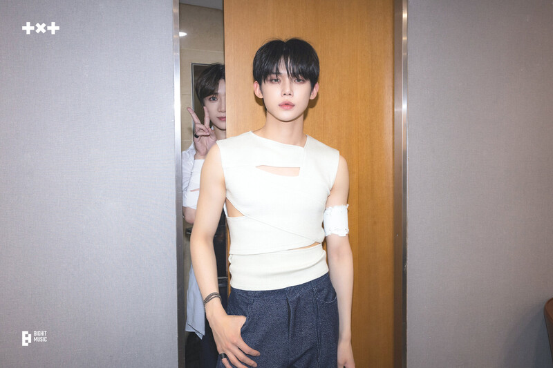 240430 TXT Weverse Update - 'minisode 3: TOMORROW' Photo Sketch documents 28