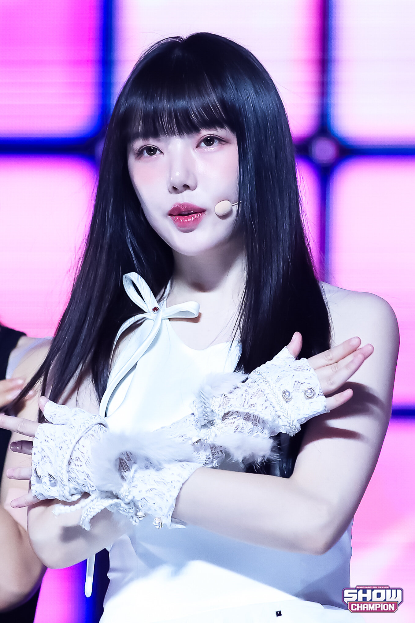 Yerin (GFRIEND) profile, age & facts (2024 updated) | kpopping