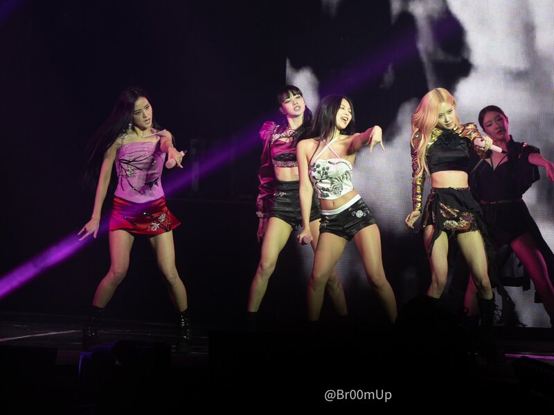 221025 BLACKPINK - 'BORN PINK' Concert in Dallas Day 1 documents 1