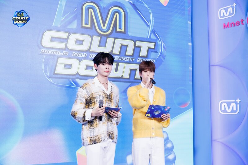 240118 MC Hanbin and MC Sohee at M Countdown documents 2
