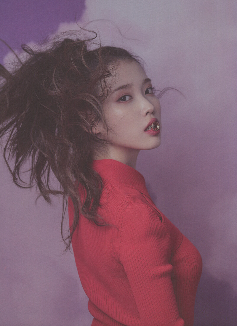 IU - 'LILAC' Photobook [SCANS] documents 8