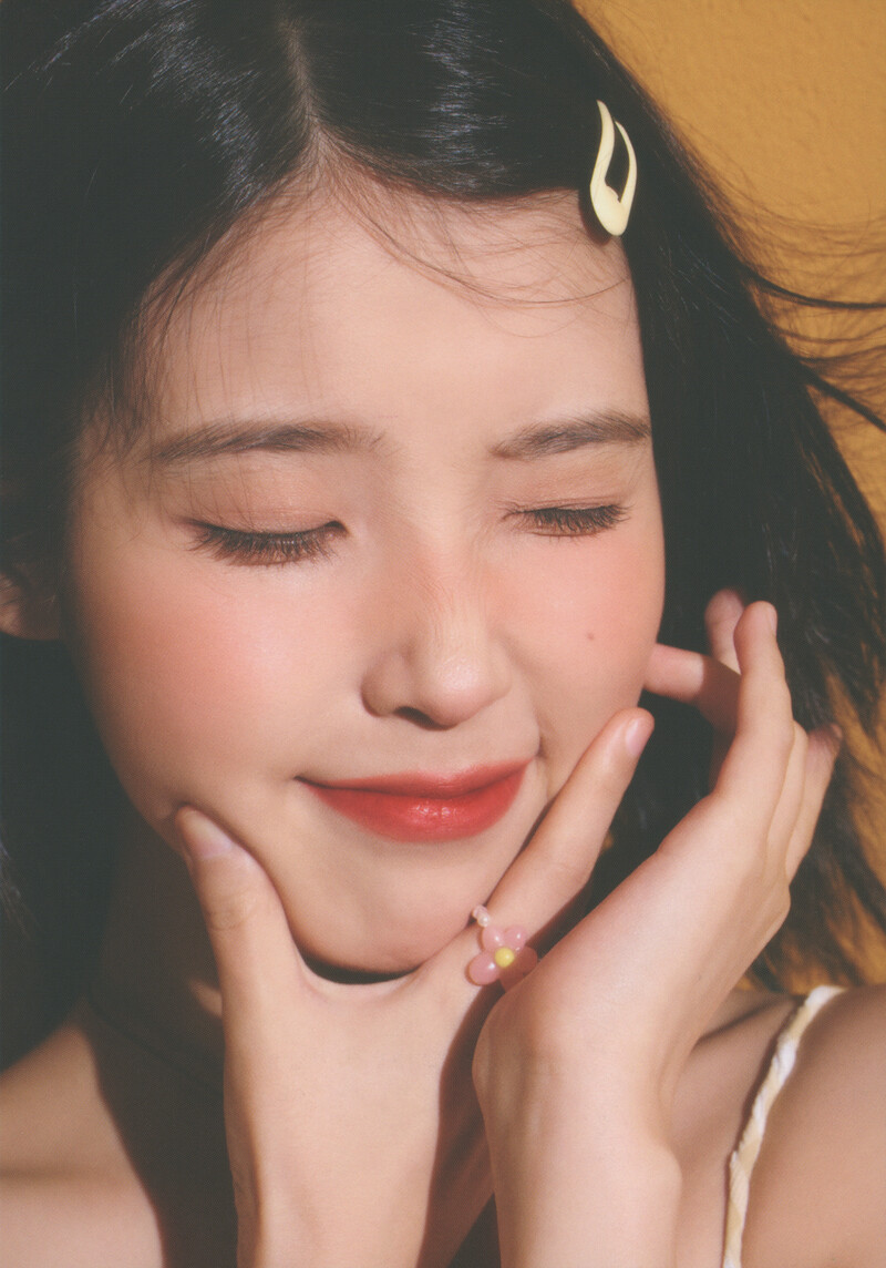 IU - Media Art Exhibition 'Moment' (Scans) documents 1