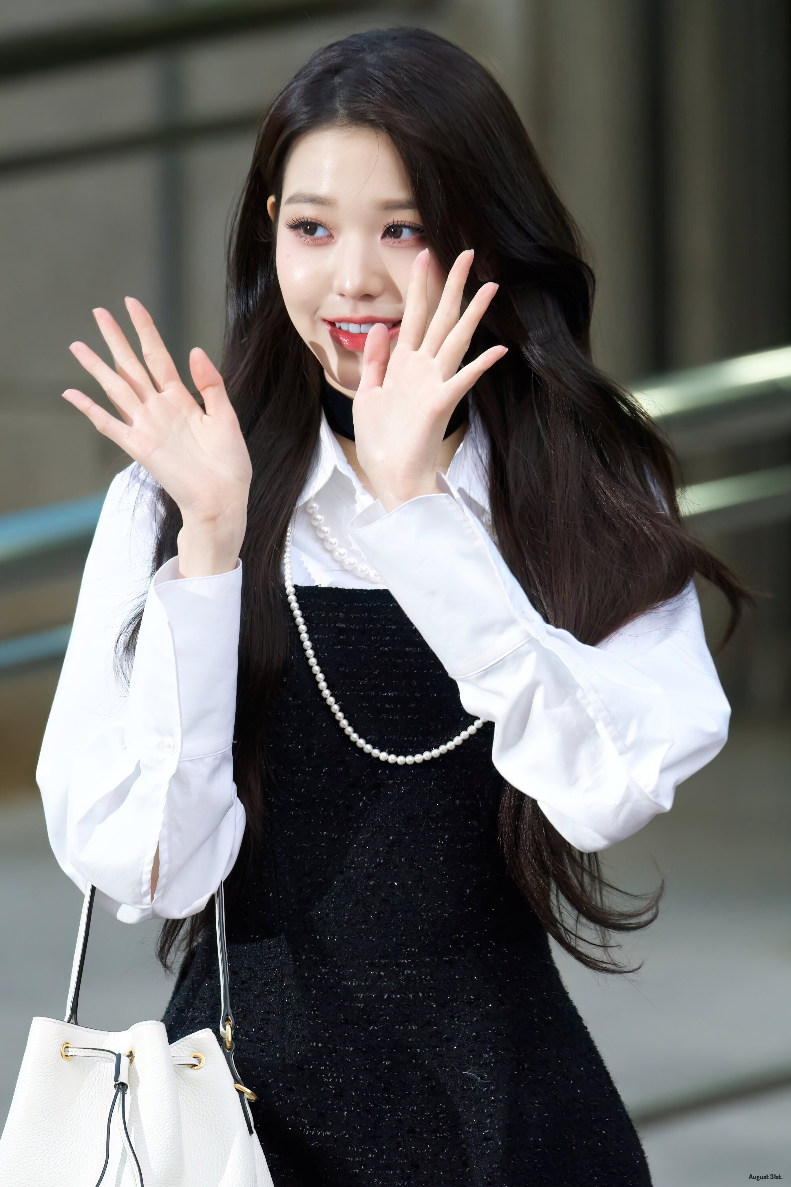 230414 IVE Wonyoung - Music Bank Commute | kpopping