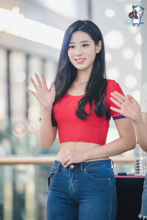 180826 Johyun