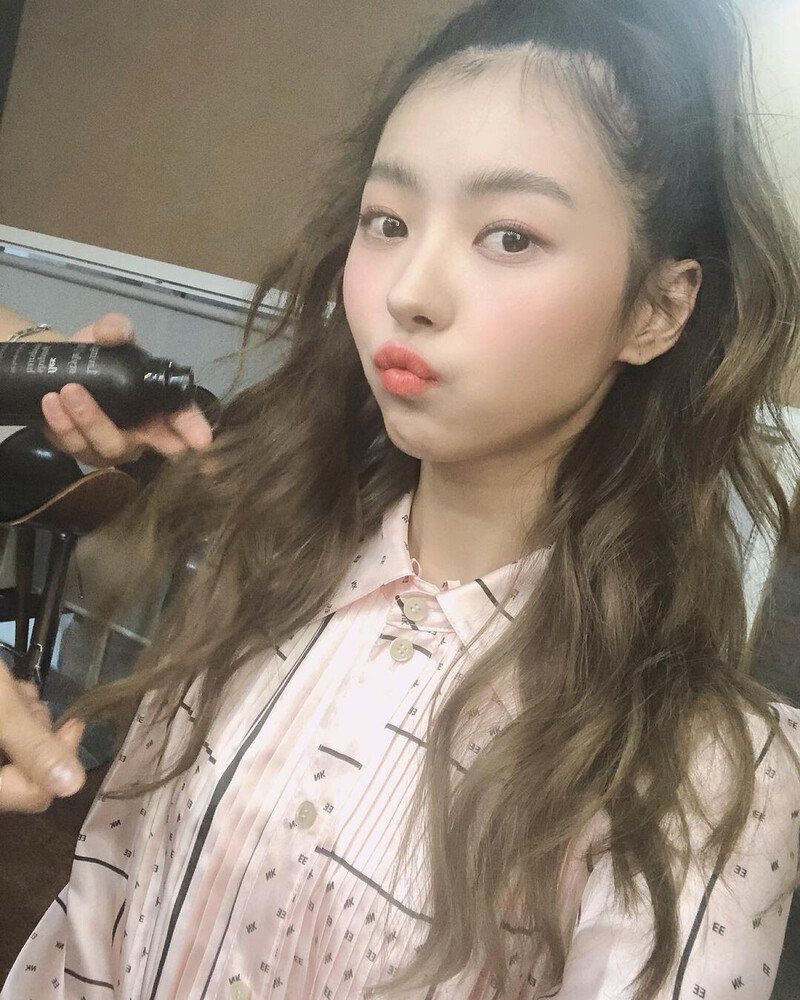 200128 Nayoung Instagram Update documents 4