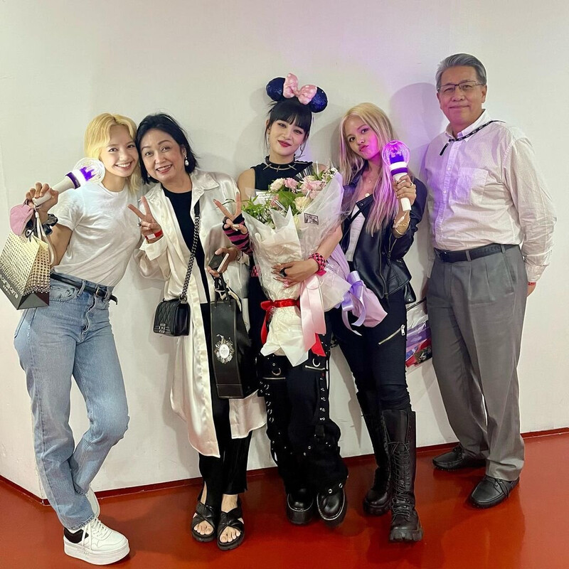 220619 Sorn Instagram Update with (G) I-DLE Minnie and Miyeon and BLACKPINK Lisa documents 2