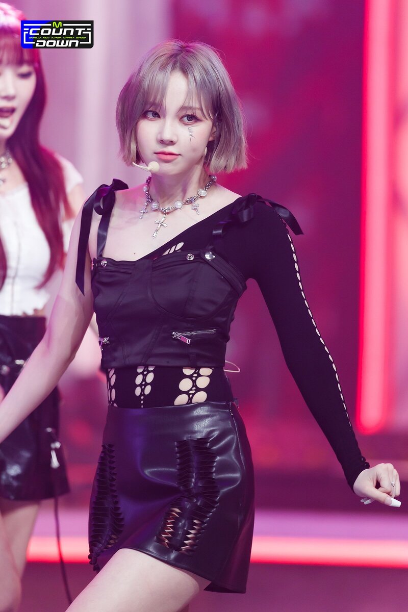 220714 aespa - 'Girls' at M Countdown documents 23